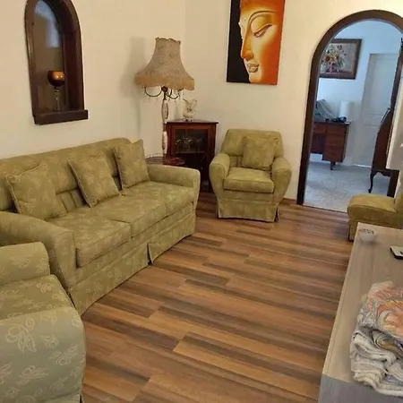 בית נופש Fatima House, No.13